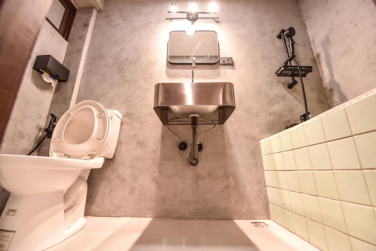 Eryang Homestay Tainan Exterior photo