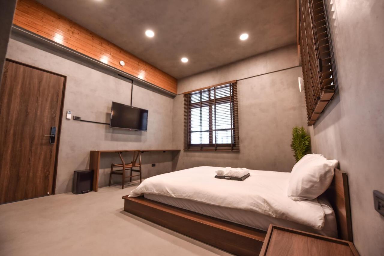 Eryang Homestay Tainan Exterior photo