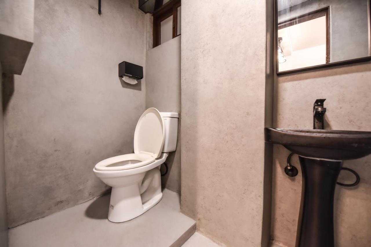 Eryang Homestay Tainan Exterior photo