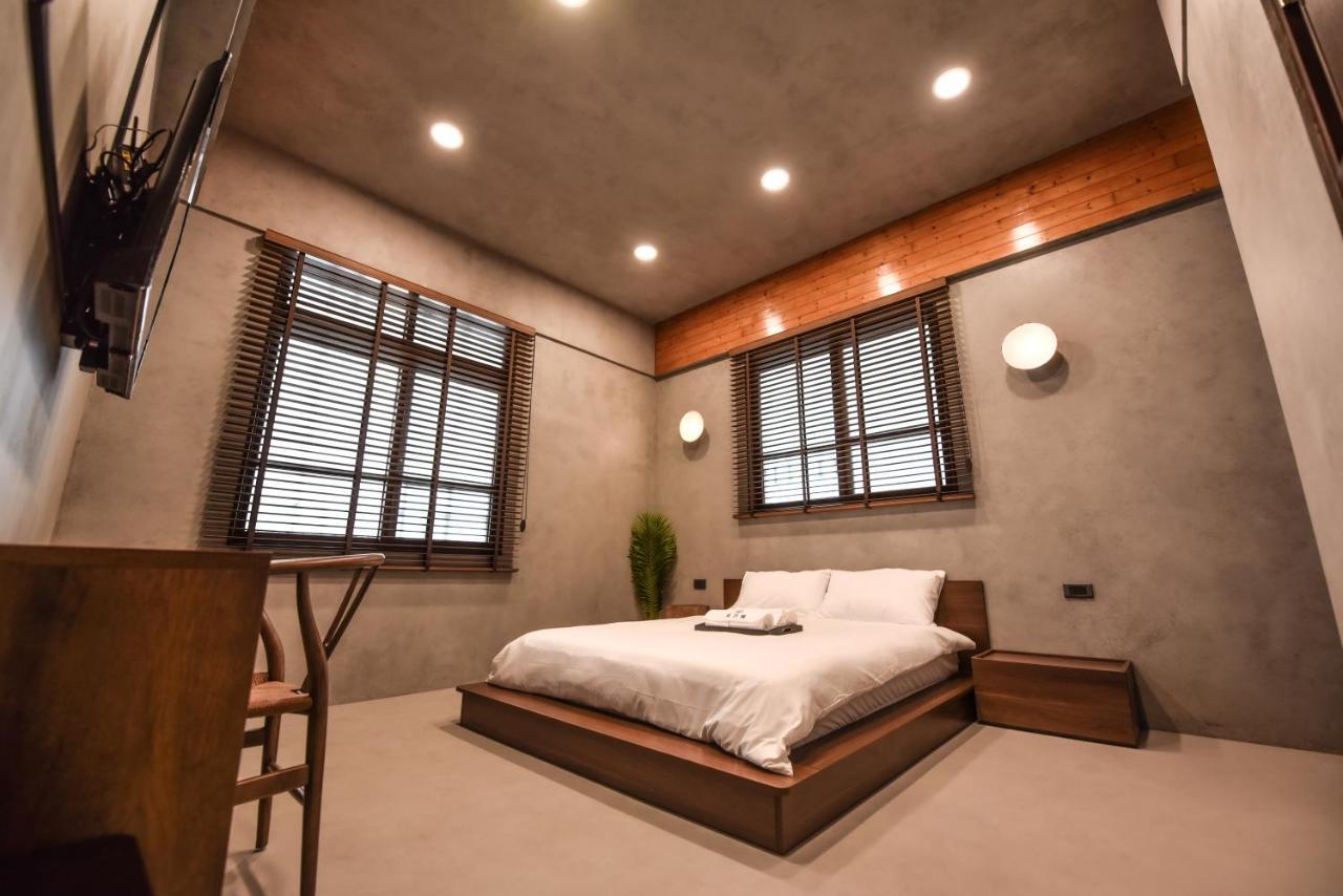 Eryang Homestay Tainan Exterior photo