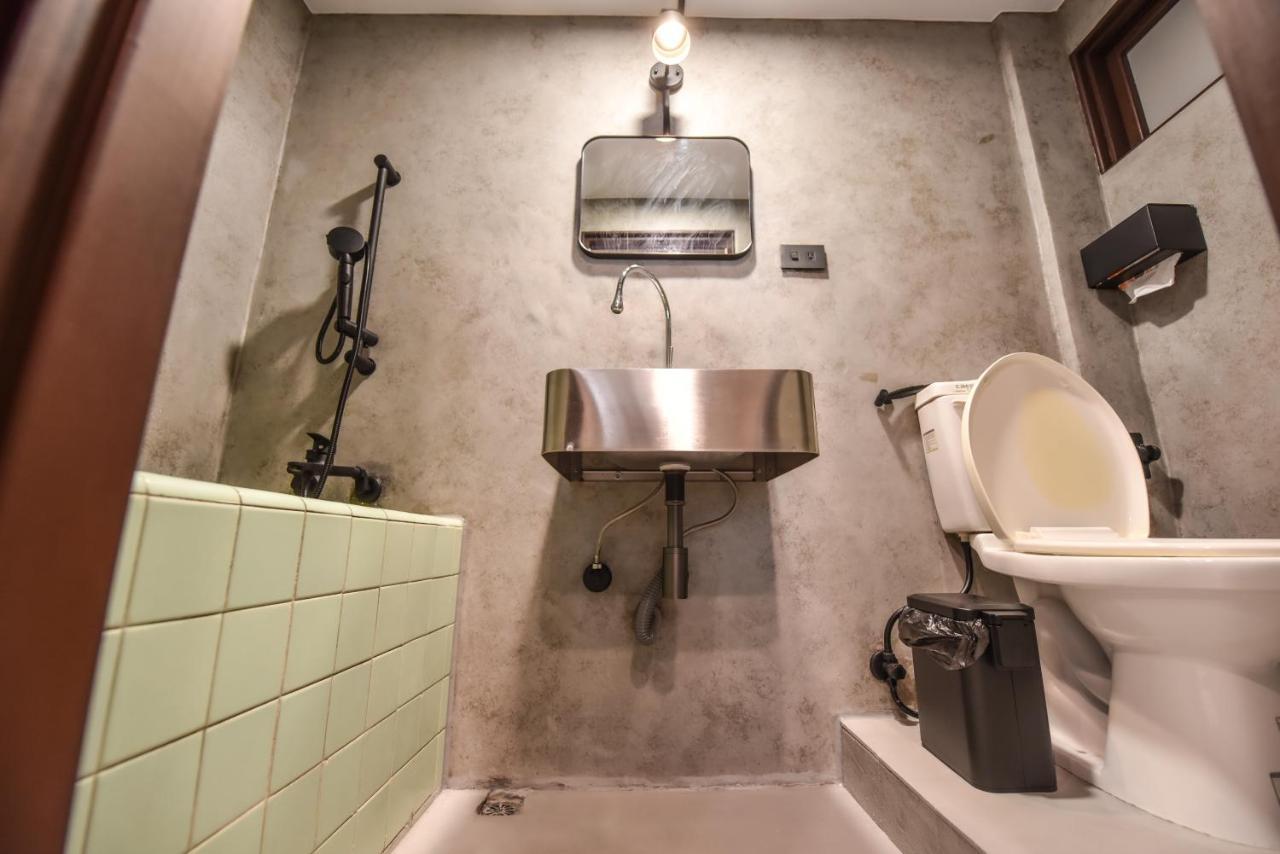 Eryang Homestay Tainan Exterior photo