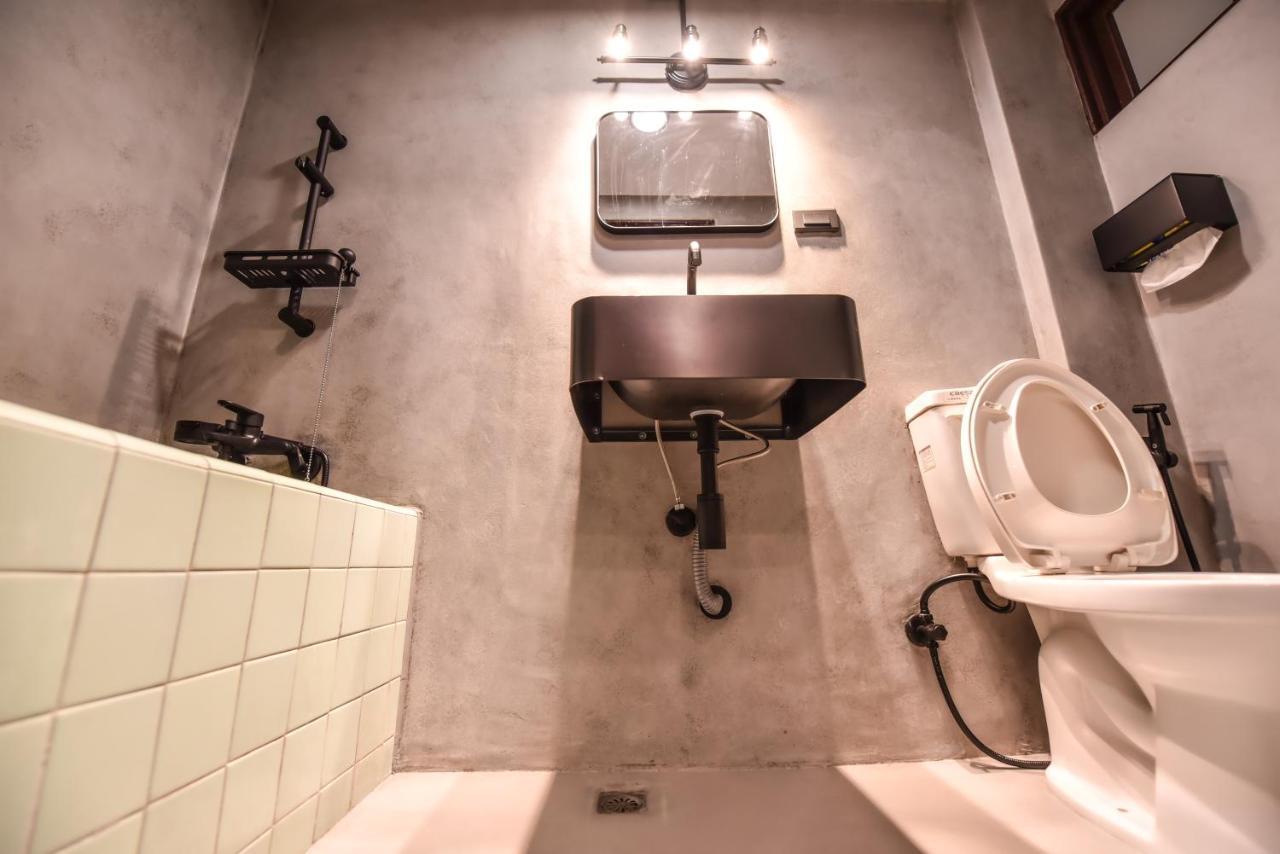 Eryang Homestay Tainan Exterior photo