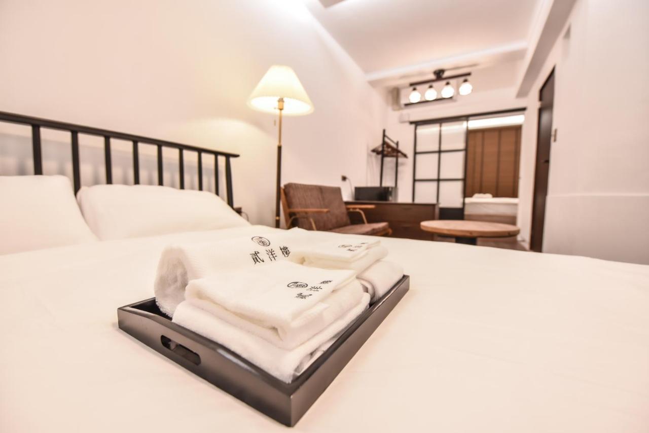 Eryang Homestay Tainan Exterior photo