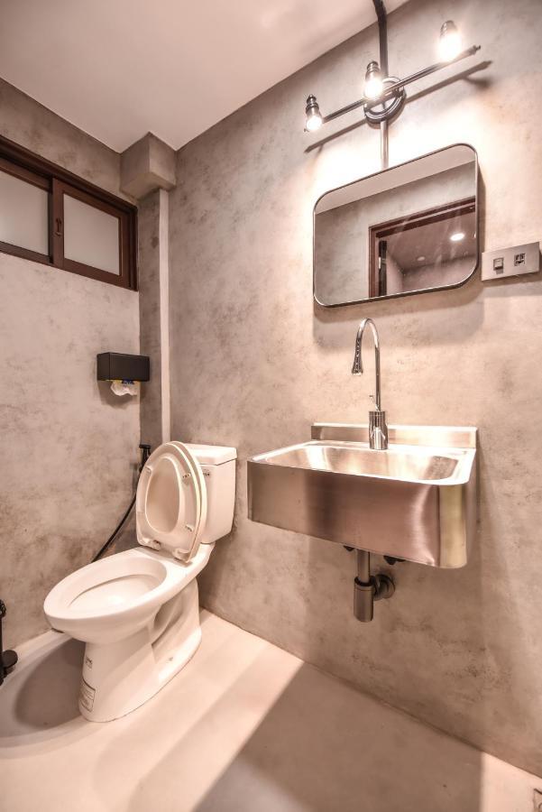 Eryang Homestay Tainan Exterior photo