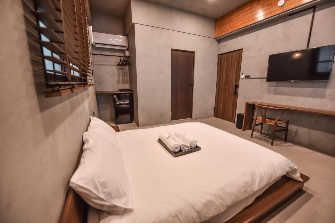 Eryang Homestay Tainan Exterior photo