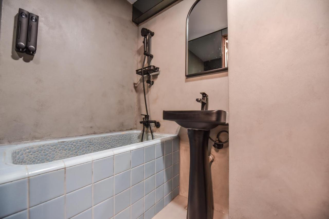 Eryang Homestay Tainan Exterior photo