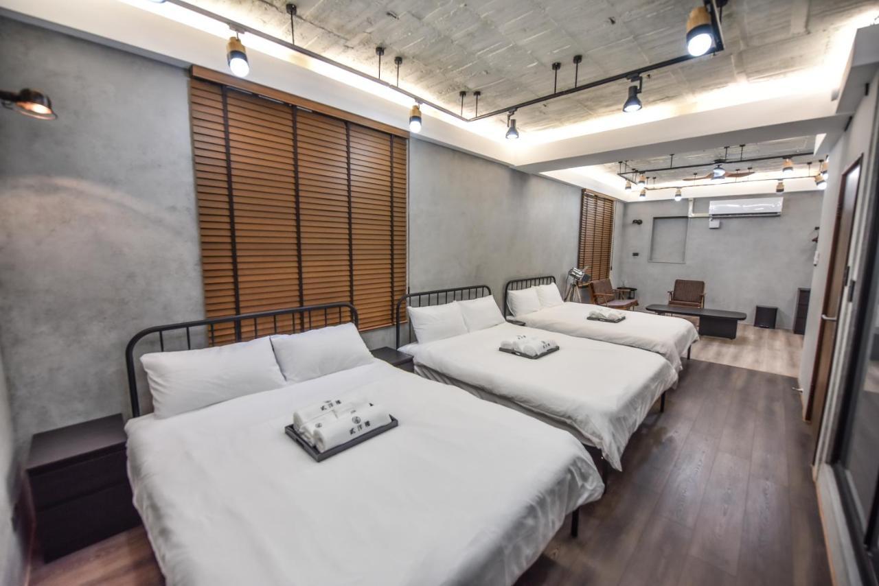 Eryang Homestay Tainan Exterior photo